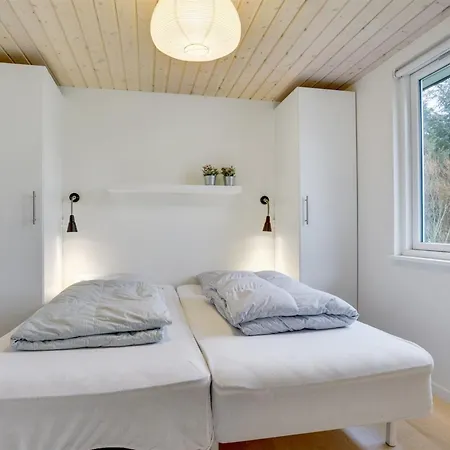 Ricus - 1-8km From The Sea By Interhome *